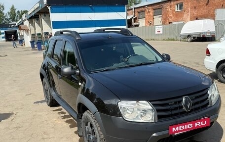 Renault Duster I рестайлинг, 2015 год, 850 000 рублей, 2 фотография