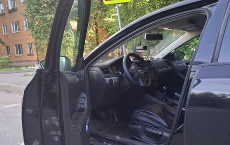 Volkswagen Jetta VI, 2011 год, 820 000 рублей, 6 фотография