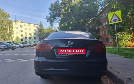 Volkswagen Jetta VI, 2011 год, 820 000 рублей, 10 фотография