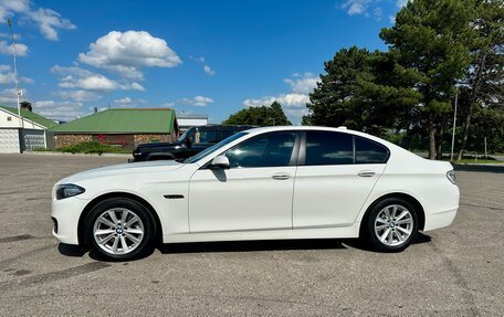 BMW 5 серия, 2015 год, 2 100 000 рублей, 3 фотография