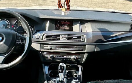 BMW 5 серия, 2015 год, 2 100 000 рублей, 11 фотография