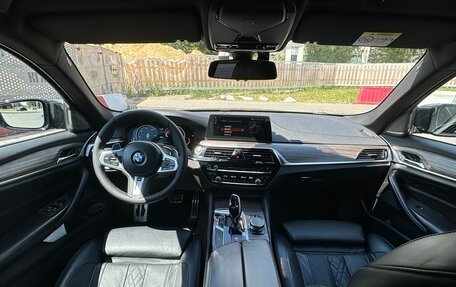 BMW 5 серия, 2018 год, 4 600 000 рублей, 15 фотография