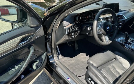 BMW 5 серия, 2018 год, 4 600 000 рублей, 13 фотография