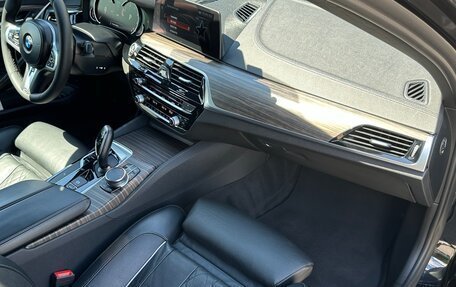 BMW 5 серия, 2018 год, 4 600 000 рублей, 16 фотография