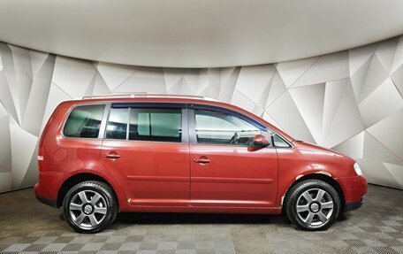 Volkswagen Touran III, 2005 год, 395 000 рублей, 6 фотография