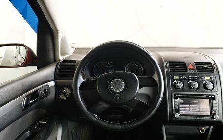 Volkswagen Touran III, 2005 год, 395 000 рублей, 17 фотография