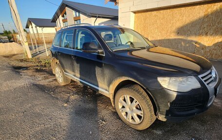 Volkswagen Touareg III, 2008 год, 700 000 рублей, 2 фотография