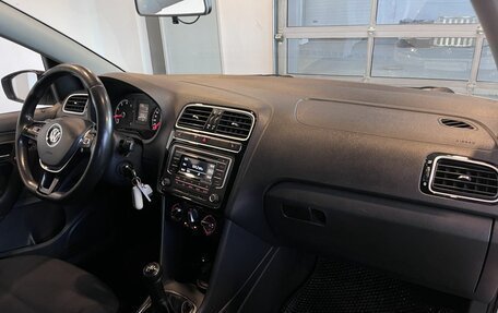 Volkswagen Polo VI (EU Market), 2017 год, 680 000 рублей, 12 фотография