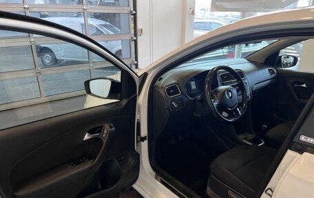 Volkswagen Polo VI (EU Market), 2017 год, 680 000 рублей, 20 фотография