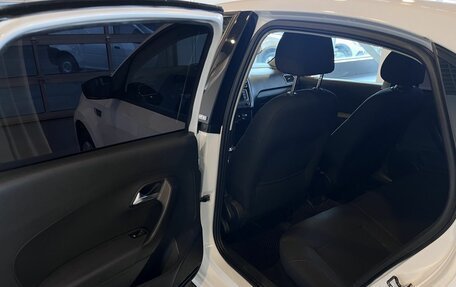 Volkswagen Polo VI (EU Market), 2017 год, 680 000 рублей, 23 фотография
