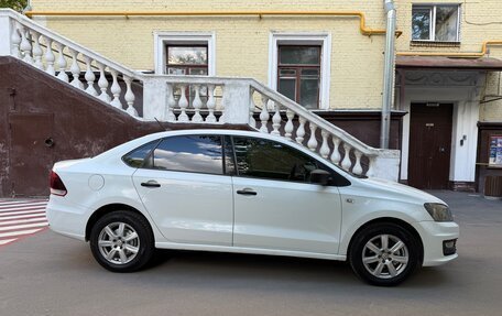 Volkswagen Polo VI (EU Market), 2018 год, 900 000 рублей, 5 фотография