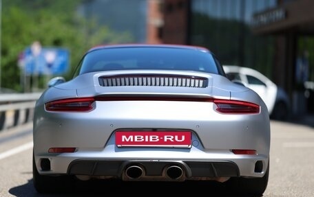 Porsche 911, 2017 год, 14 000 000 рублей, 5 фотография