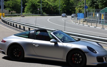 Porsche 911, 2017 год, 14 000 000 рублей, 15 фотография