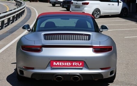 Porsche 911, 2017 год, 14 000 000 рублей, 7 фотография