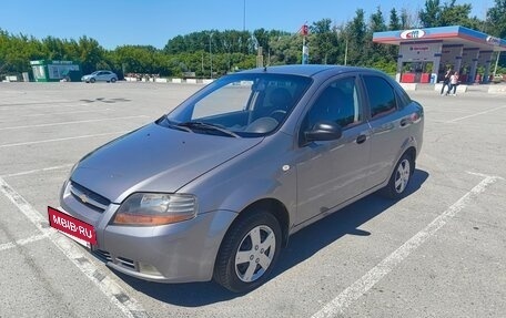 Chevrolet Aveo III, 2005 год, 260 000 рублей, 3 фотография