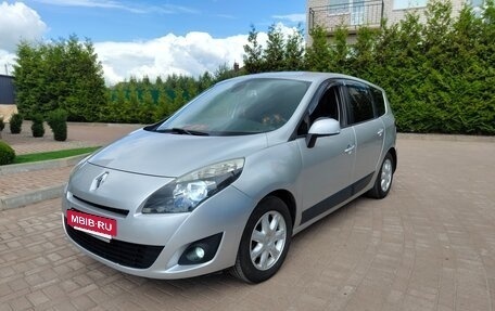 Renault Scenic III, 2010 год, 750 000 рублей, 3 фотография