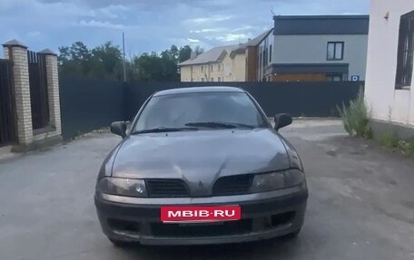 Mitsubishi Carisma I, 2002 год, 265 000 рублей, 1 фотография