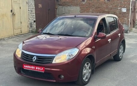 Renault Sandero I, 2010 год, 450 000 рублей, 1 фотография