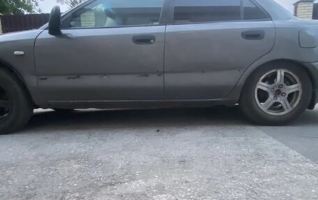 Mitsubishi Carisma I, 2002 год, 265 000 рублей, 4 фотография