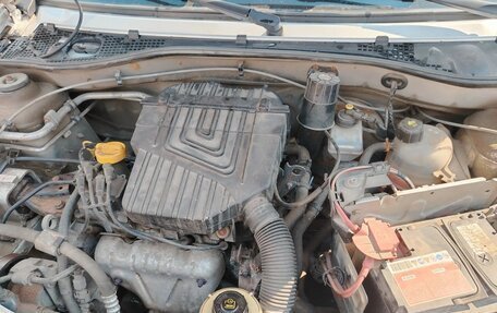 Renault Logan I, 2012 год, 600 000 рублей, 3 фотография