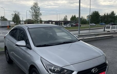 Hyundai Solaris II рестайлинг, 2018 год, 1 360 000 рублей, 2 фотография