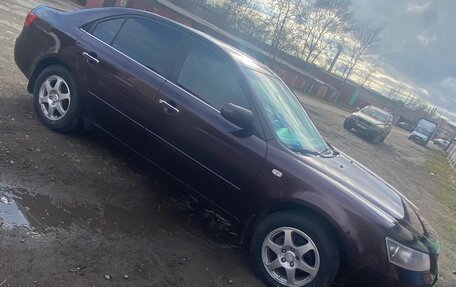 Hyundai Sonata VI, 2005 год, 499 999 рублей, 3 фотография