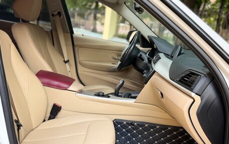 BMW 3 серия, 2014 год, 1 590 000 рублей, 14 фотография