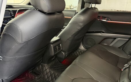 Toyota Camry, 2020 год, 2 320 000 рублей, 11 фотография