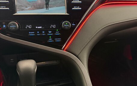 Toyota Camry, 2020 год, 2 320 000 рублей, 12 фотография