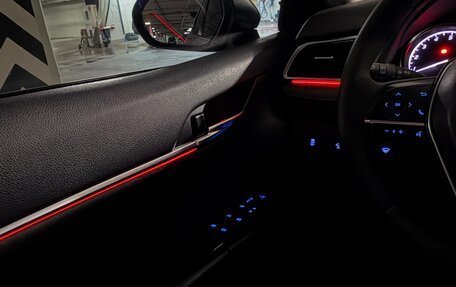 Toyota Camry, 2020 год, 2 320 000 рублей, 13 фотография