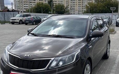 KIA Rio III рестайлинг, 2014 год, 850 000 рублей, 5 фотография