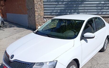 Skoda Rapid I, 2018 год, 1 260 000 рублей, 4 фотография