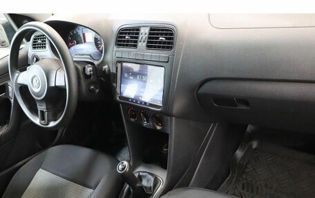Volkswagen Polo VI (EU Market), 2011 год, 719 000 рублей, 5 фотография