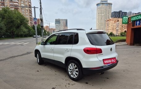Volkswagen Tiguan I, 2016 год, 1 800 000 рублей, 4 фотография