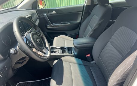 KIA Sportage IV рестайлинг, 2018 год, 1 910 000 рублей, 14 фотография
