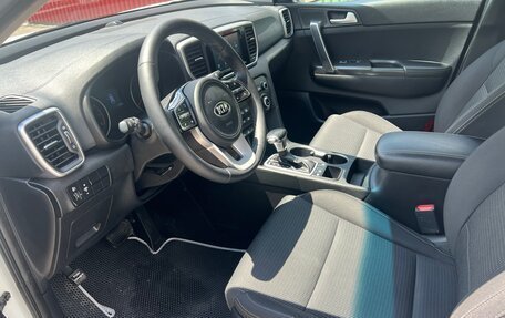 KIA Sportage IV рестайлинг, 2018 год, 1 910 000 рублей, 13 фотография