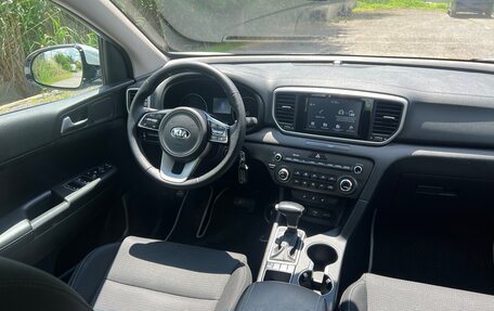 KIA Sportage IV рестайлинг, 2018 год, 1 910 000 рублей, 10 фотография