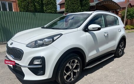 KIA Sportage IV рестайлинг, 2018 год, 1 910 000 рублей, 2 фотография