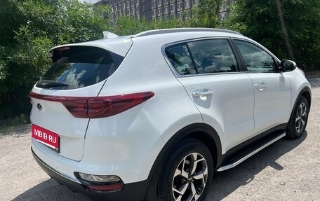 KIA Sportage IV рестайлинг, 2018 год, 1 910 000 рублей, 4 фотография