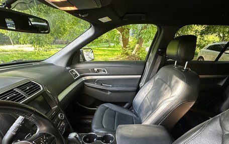 Ford Explorer VI, 2017 год, 2 750 000 рублей, 18 фотография
