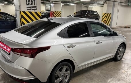 Hyundai Solaris II рестайлинг, 2021 год, 1 900 000 рублей, 6 фотография