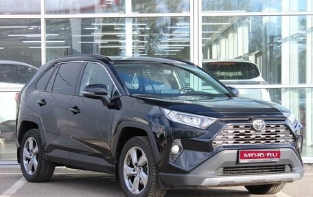 Toyota RAV4, 2021 год, 2 930 000 рублей, 1 фотография