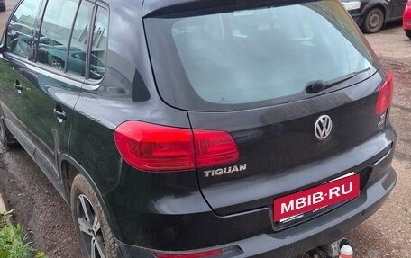 Volkswagen Tiguan I, 2011 год, 865 000 рублей, 5 фотография