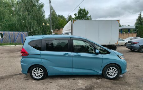 Honda Freed II, 2019 год, 1 390 000 рублей, 6 фотография