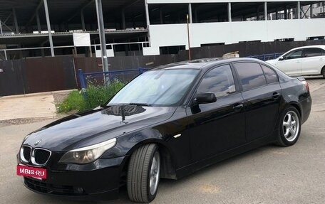 BMW 5 серия, 2004 год, 700 000 рублей, 2 фотография