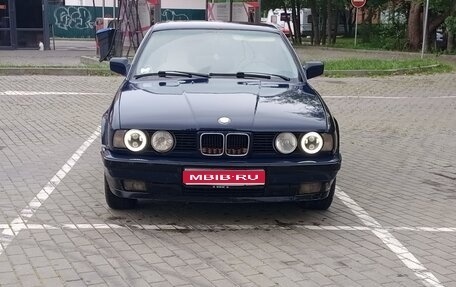 BMW 5 серия, 1990 год, 180 000 рублей, 1 фотография