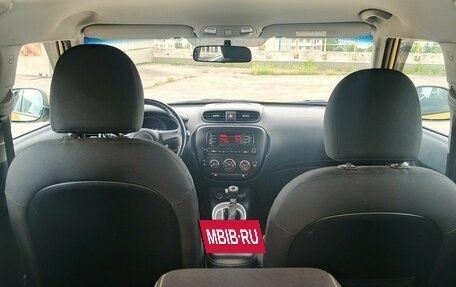KIA Soul II рестайлинг, 2014 год, 1 045 000 рублей, 18 фотография