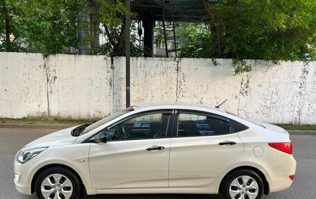 Hyundai Solaris II рестайлинг, 2015 год, 1 290 000 рублей, 5 фотография