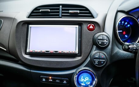 Honda Fit Shuttle I рестайлинг, 2012 год, 1 100 000 рублей, 21 фотография