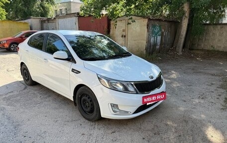 KIA Rio III рестайлинг, 2013 год, 1 200 000 рублей, 3 фотография